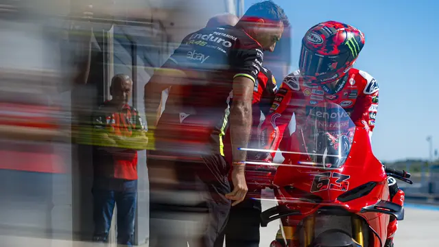 Perubahan Beberapa Sentimeter yang Bikin Pecco Bagnaia Lebih Nyaman dengan Motor Ducati Desmosedici GP25
